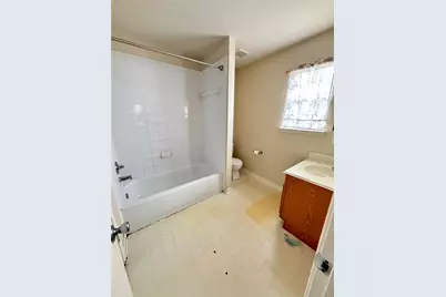 18830 Remington Mill Drive, Houston, TX 77073 - Photo 10