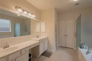 222 Trillium Dr, Sugar Land, TX 77479 - Photo 30