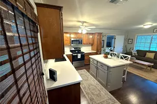 401 Chinaberry Ln, Somerville, TX 77879 - Photo 16