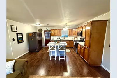 401 Chinaberry Lane, Somerville, TX 77879 - Photo 18