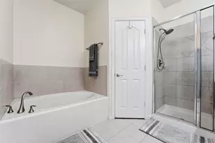 114 Avery Springs Ln, Dickinson, TX 77539 - Photo 14