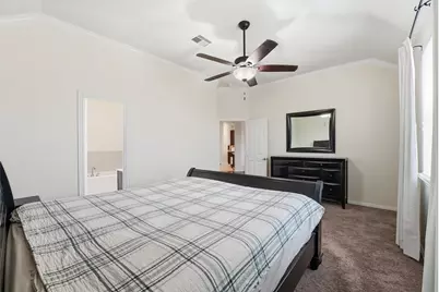 114 Avery Springs Lane, Dickinson, TX 77539 - Photo 12