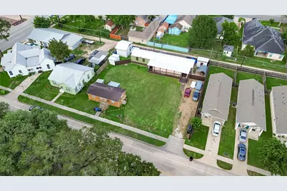 1113 4th Street, Rosenberg, TX 77471 - Photo 2