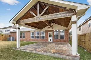 4438 W Maple Dr, Friendswood, TX 77546 - Photo 42