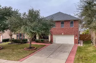 4438 W Maple Dr, Friendswood, TX 77546 - Photo 2