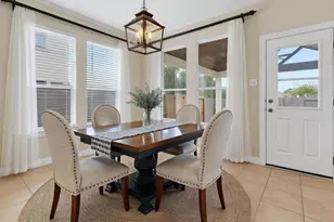 4438 W Maple Dr, Friendswood, TX 77546 - Photo 10