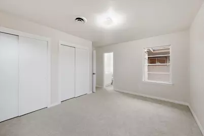 1520 Longhorn Avenue, Orange, TX 77630 - Photo 10