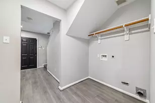 10810 Meadow Walk Ln, Houston, TX 77067 - Photo 10