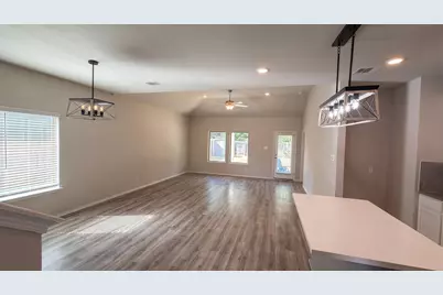 438 Camas Creek Ln, Magnolia, TX 77354 - Photo 10