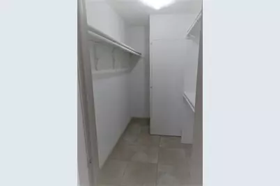 8801 Hammerly Boulevard #902, Houston, TX 77080 - Photo 6