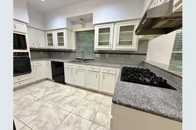 2226 Mill Creek Drive, Sugar Land, TX 77478 - Photo 8