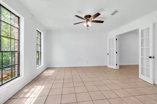 259 E Rainbow Ridge Cir, The Woodlands, TX 77381 - Photo 12