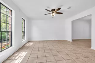 259 E Rainbow Ridge Cir, The Woodlands, TX 77381 - Photo 16