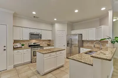 59 S Lace Arbor Drive, The Woodlands, TX 77382 - Photo 10