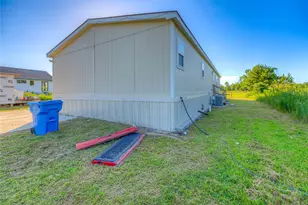 2171 Rd 5705, Cleveland, TX 77327 - Photo 18