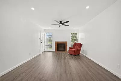 12500 Sandpiper Drive #5, Houston, TX 77035 - Photo 10