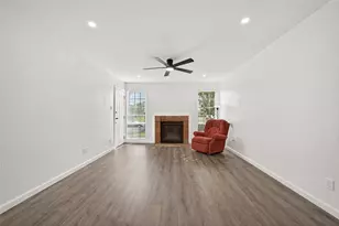 12500 Sandpiper Dr, Houston, TX 77035 - Photo 10