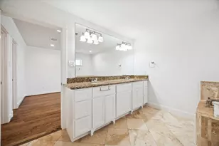 2524 Harvard St, Houston, TX 77008 - Photo 16