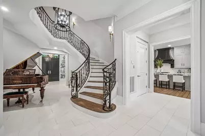2 Georgian Row, The Woodlands, TX 77380 - Photo 6
