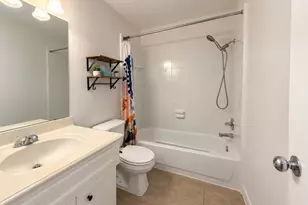 1005 Joe Annie St, Houston, TX 77019 - Photo 4