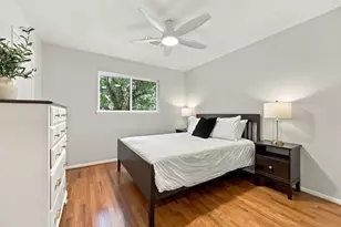 11307 Valley Spring Dr, Houston, TX 77043 - Photo 26