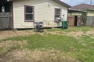 2308 Russell St, Houston, TX 77026 - Photo 14