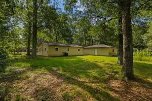 1675 Capri St, Vidor, TX 77662 - Photo 18