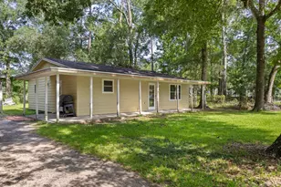 1675 Capri St, Vidor, TX 77662 - Photo 2