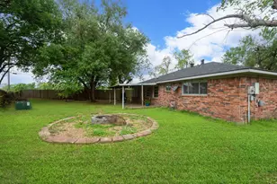5704 Leggett Ln, Pearland, TX 77584 - Photo 24