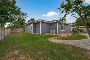 802 Nashua St, Houston, TX 77008 - Photo 16