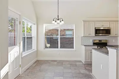 5519 Imperial Grove Drive, Houston, TX 77066 - Photo 10