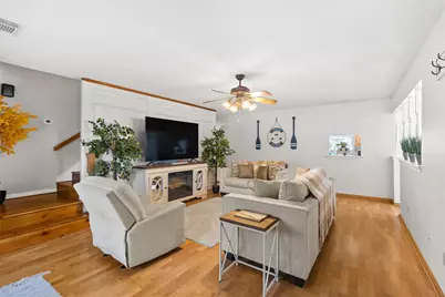 117 E Park Drive, Conroe, TX 77356 - Photo 4