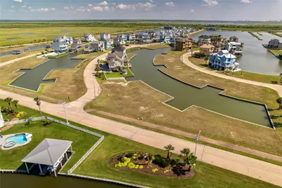 24 Long Key, Hitchcock, TX 77563 - Photo 8