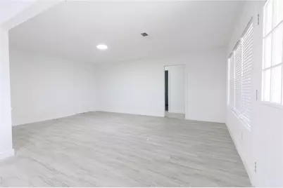 2510 Straight Creek Drive, Houston, TX 77017 - Photo 6