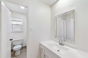 14006 Briarworth Dr, Houston, TX 77077 - Photo 20