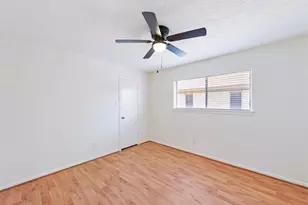 14006 Briarworth Dr, Houston, TX 77077 - Photo 22