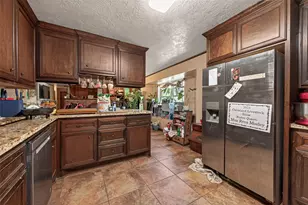 150 County Rd 2296, Cleveland, TX 77327 - Photo 14