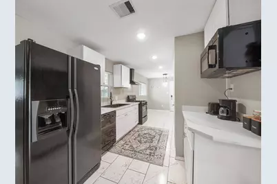 1337 Conrad Sauer Drive, Houston, TX 77043 - Photo 6
