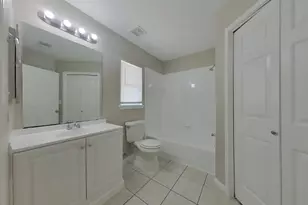 3215 Kelling St, Houston, TX 77045 - Photo 10