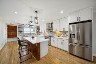 1502 Des Jardines St, Houston, TX 77023 - Photo 14