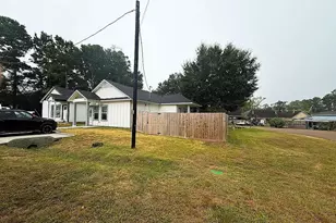 16713 E Forrestal, Montgomery, TX 77316 - Photo 2