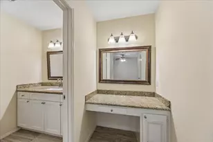 1349 Country Pl Dr, Houston, TX 77079 - Photo 14