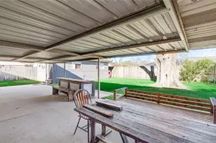 2303 Belvedere Dr, Baytown, TX 77520 - Photo 32