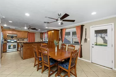 2303 Belvedere Drive, Baytown, TX 77520 - Photo 20