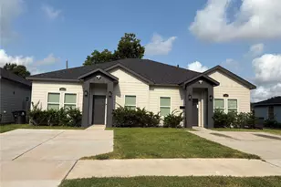 8110 Herschelwood St, Houston, TX 77033 - Photo 1