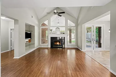 42 S Peaceful Canyon Circle, The Woodlands, TX 77381 - Photo 4