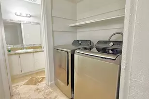 4166 Belle Park Dr, Houston, TX 77072 - Photo 10