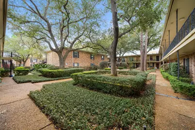 3224 Timmons Lane #135, Houston, TX 77027 - Photo 2