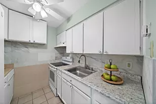 3224 Timmons Ln, Houston, TX 77027 - Photo 6