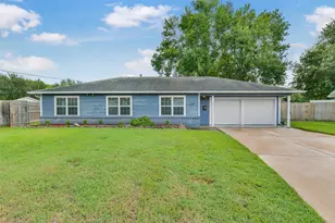 1125 Grace St, Deer Park, TX 77536 - Photo 1